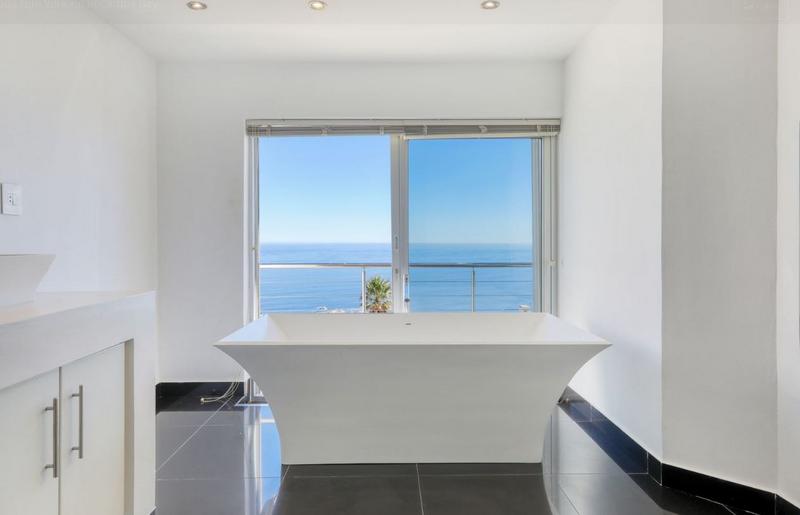 4 Bedroom Property for Sale in Camps Bay Western Cape